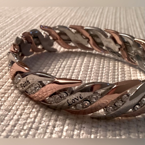 Bradford Exchange Copper Healing Waves bracelet - Picture 1 of 5